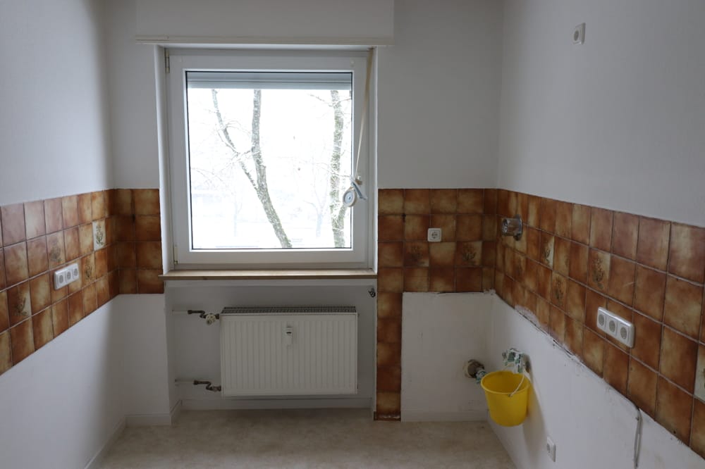 Küche (altes Bild) Fließen jetzt übermalt