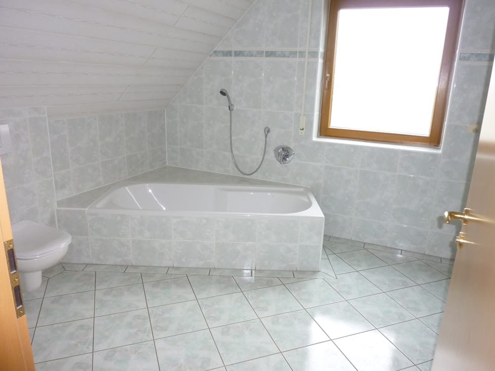 Badezimmer im DG