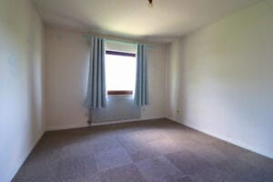 Eines der Schlafzimmer im OG, Bild 2